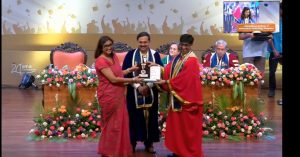 Chaitali Diwan receiving the Ravi Ravindran award for her PhD thesis, 07 Jul 2024.